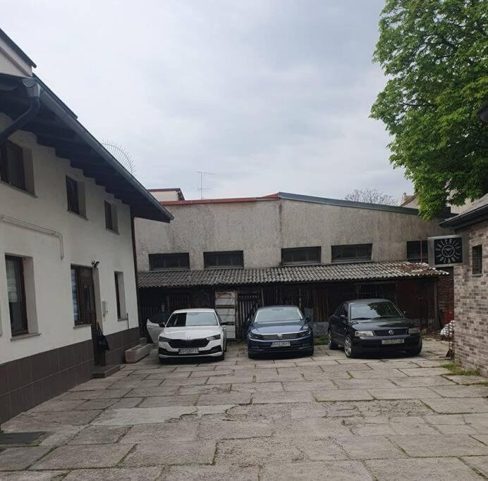 זאגרב Apartments Dijana מראה חיצוני תמונה